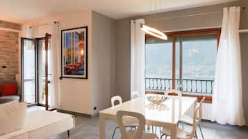 Apartment | 4 Schlafzimmer, hochwertige Bettwaren, Daunenbettdecken