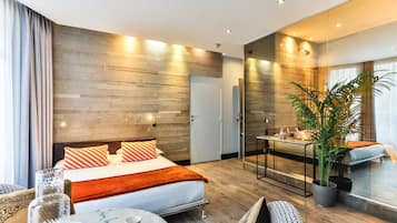 Studio, 1 Queen Bed (52) | Individually decorated, individually furnished, iron/ironing board