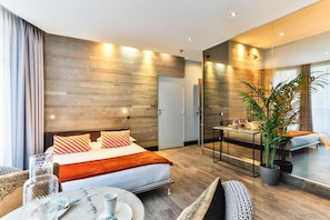 Individually decorated, individually furnished, iron/ironing board - Résidence Paris FREMIET  (Paris)