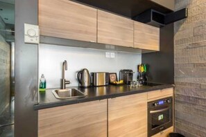 Studio, 1 Katil Ratu (Queen) dengan Katil Sofa (61) | Dapur peribadi | Peti sejuk, dapur, pembancuh kopi espreso, cerek elektrik 