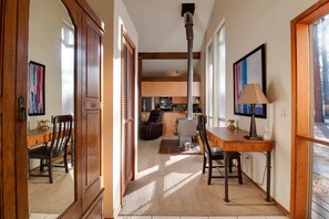 Interior - Black Butte Ranch Forest Views Near Pool (Sisters)