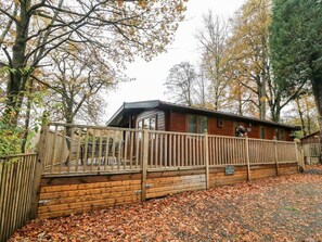 Exterior - Tree View Lodge (Windermere)