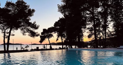 Seesea Hotel
