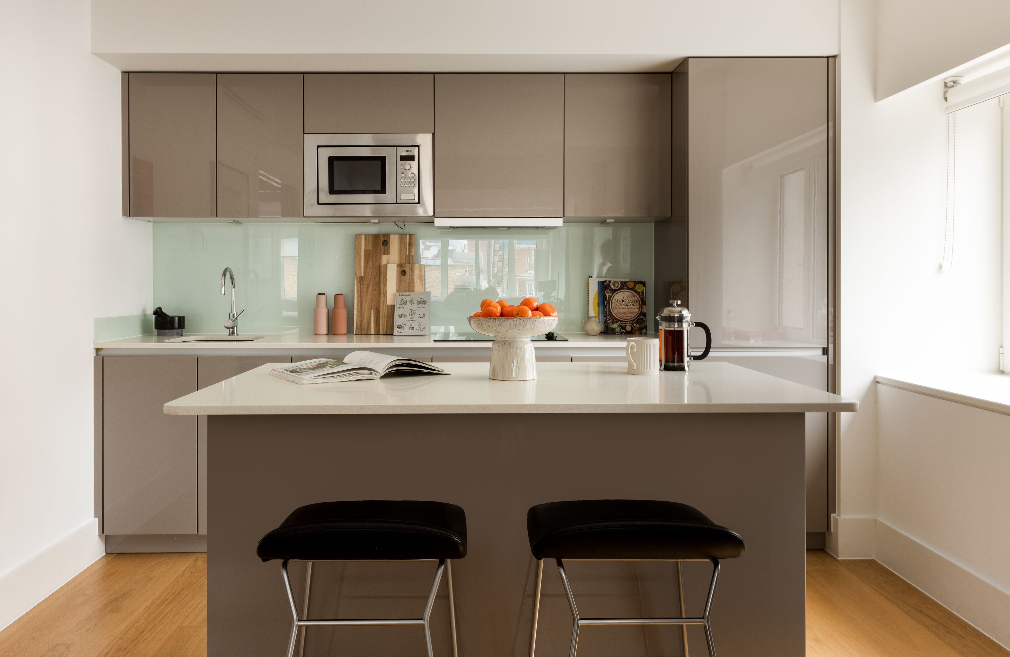 Loftsleilighet, 2 soverom | Eget kjøkken | Kjøleskap, mikrobølgeovn, ovn og kokeplater