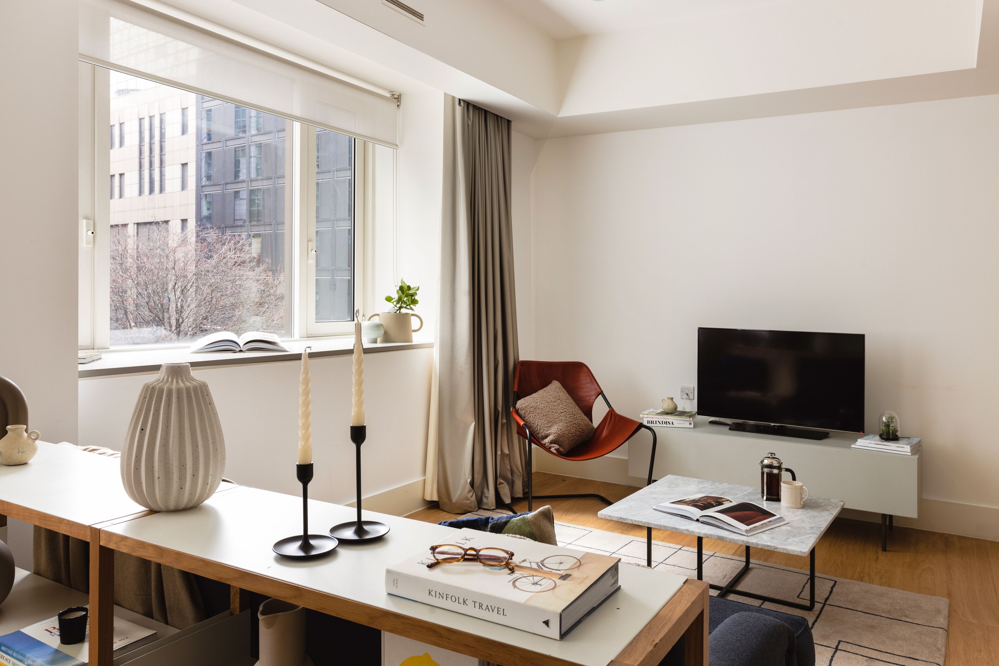 Leilighet, 2 soverom | Oppholdsområde | LCD-TV