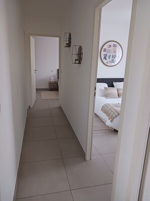 3 bedrooms, desk, iron/ironing board, travel cot - L'eden des Aspres (Thuir)