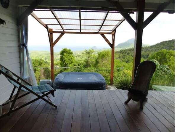 Terrace/patio - Jolie Maison Avec Jacuzzi, vue mer Exceptionnelle (Le Diamant)