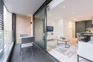 Two bedroom deluxe with balcony | Terrace/patio