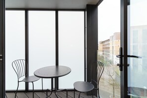 Two Bedroom with Balcony | Terrasse/Patio