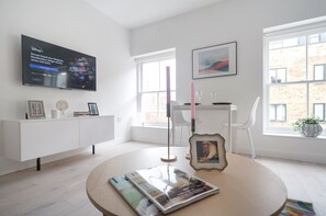 One Bedroom Standard | City view