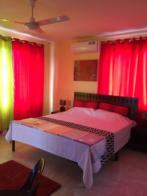 Standard Apartment | In-room safe, bed sheets - Bob Apartments (Calodyne)