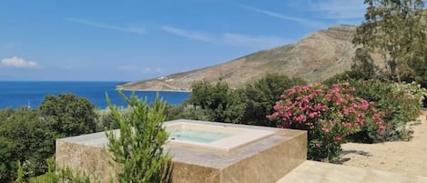 Idromassaggio all'aperto