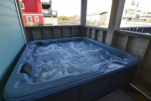 Utendørs boblebad