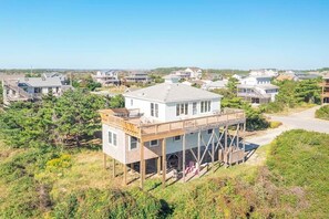 Exterior - Spacious Semi-Oceanfront Home with Ocean Views and a Quick Walk to the Beach! (South Nags Head)