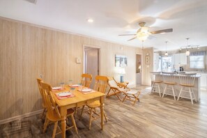 Dining - Beautifully updated beach house in the heart of Kill Devil Hills by Sun Realty (Kill Devil Hills)
