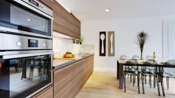 Premium Apartment | Living area | 127-cm Smart TV with cable channels, Netflix, MP3 dock