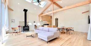 Villa (One-story Building) | Woonruimte | Vloerwarming