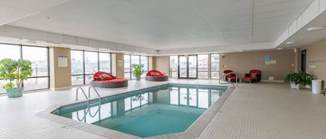 Innenpool, beheizter Pool