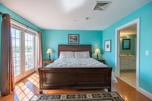 2 sovrum, strykjärn/strykbräda, wi-fi och sängkläder