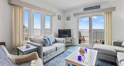 3 Bedroom 2 Bathroom Direct Ocean views!