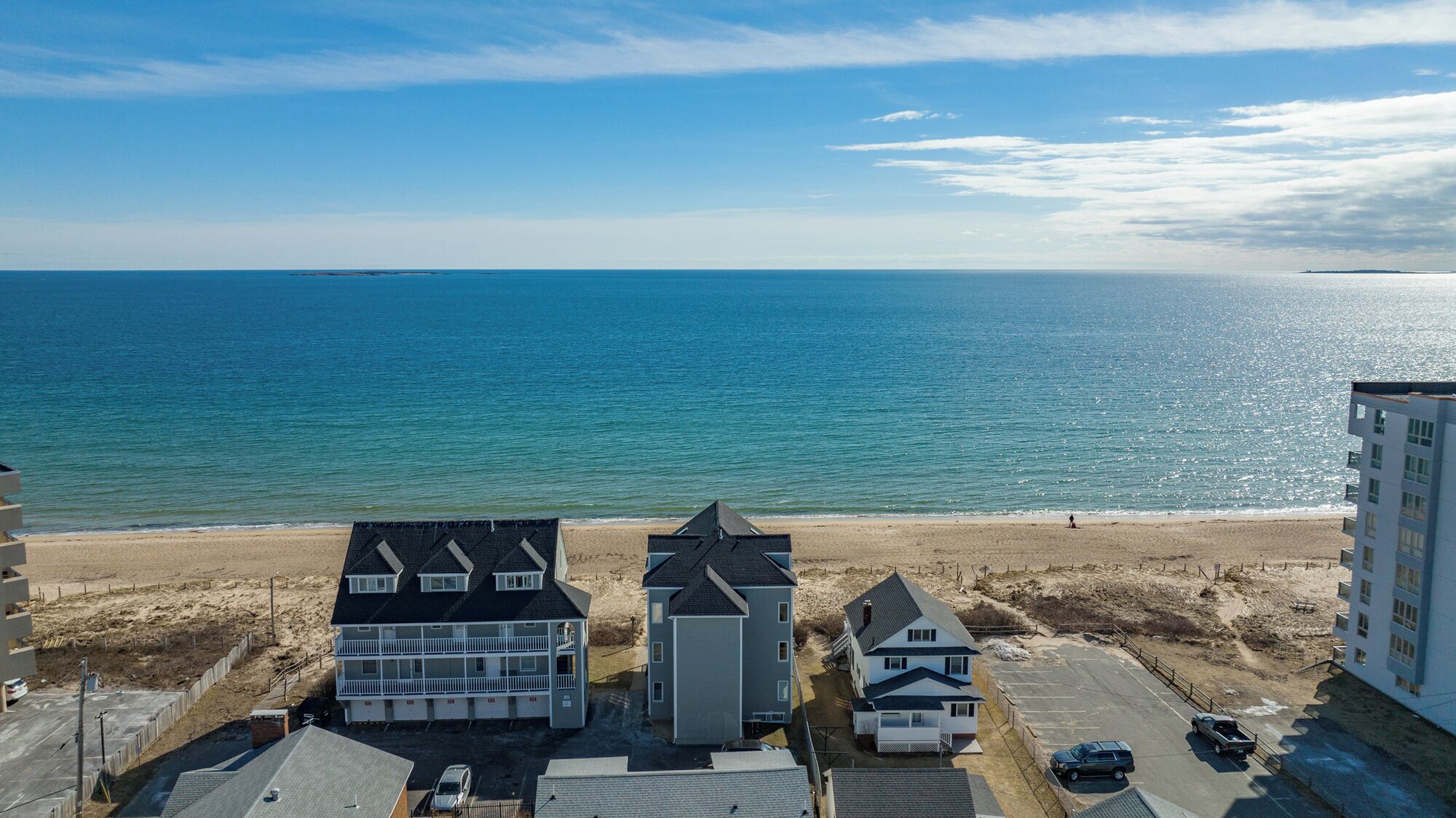 3 Bedroom 2 Bathroom Direct Ocean views!
