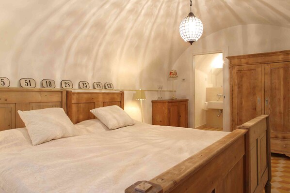 1 Schlafzimmer, Bügeleisen/Bügelbrett, Reisekinderbett, kostenloses WLAN