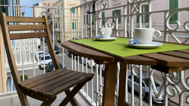 Immagine non classificata, 1 di 23, pulsante