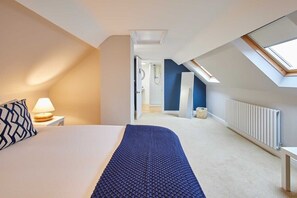 4 dormitorios, tabla de planchar con plancha, wifi y ropa de cama