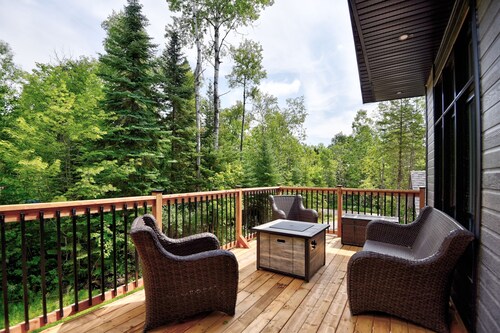 Chalet Avec Accès AU Réservoir Taureau À St-michel-des-saints