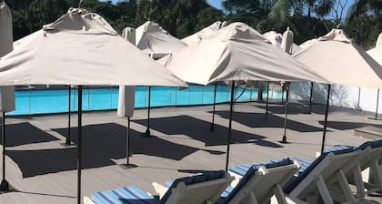 Studio Resort Apartment - Sleeps 2 - Beachside