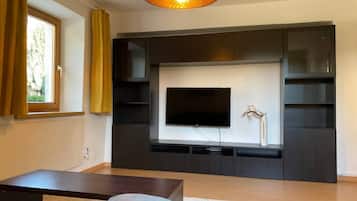 Apartment, 1 Double Bed with Sofa bed, Kitchen, Ground Floor | Living area
