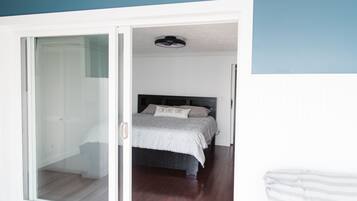 Luxury House | 2 bedrooms, iron/ironing board