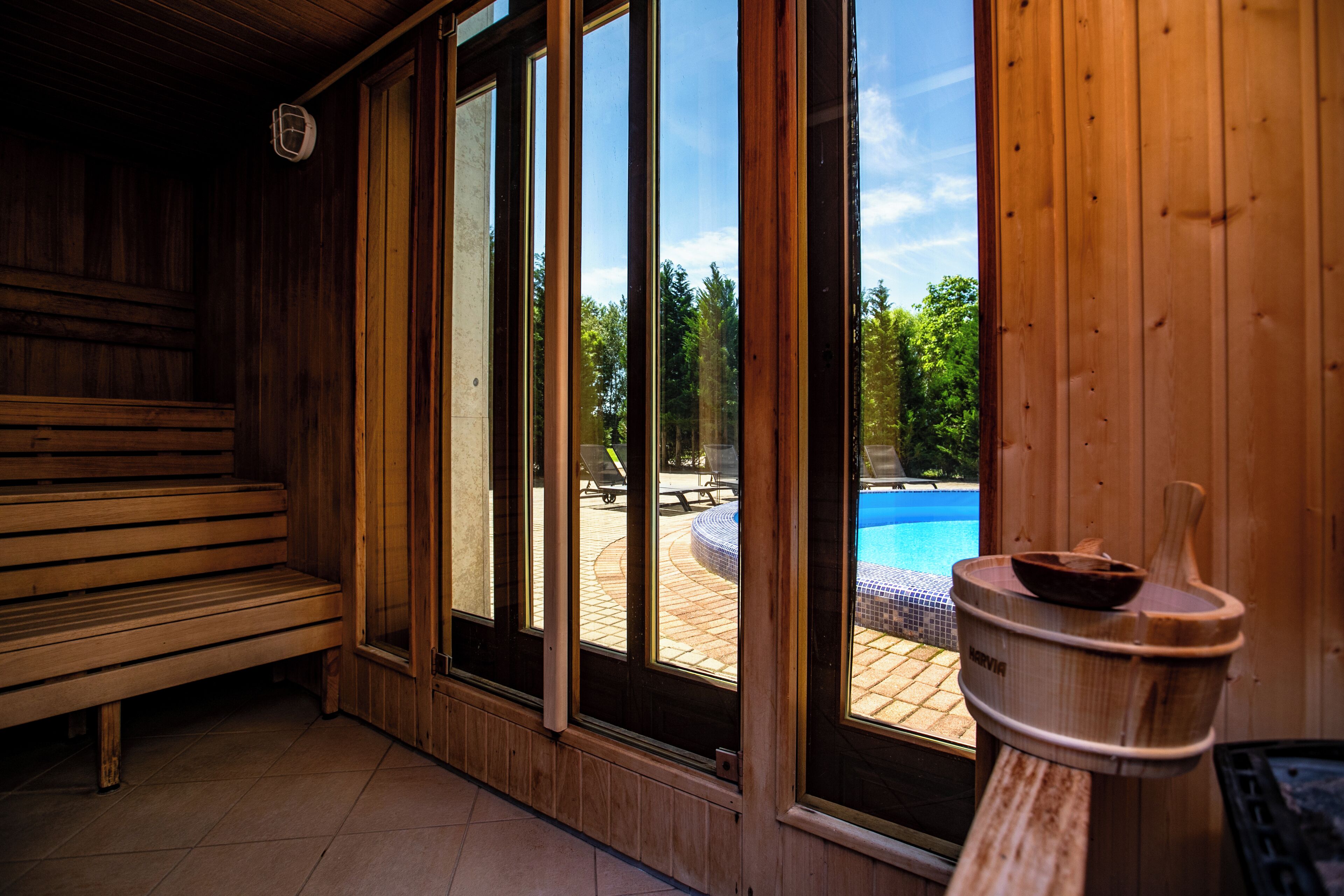 Klassisk massage, gravidmassage, sportmassage och 3 behandlingsrum