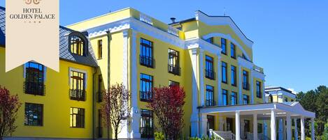 숙박 시설 정면