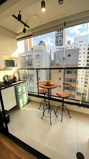 Living area - Studio Sao Paulo PUC Allianz Park 902WB (São Paulo)