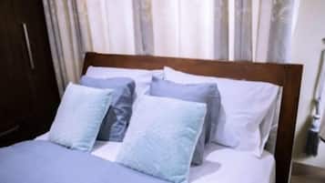 1 bedroom, WiFi, bed sheets