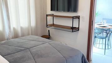 2 quartos, berço de viagem, Wi-Fi de cortesia, roupa de cama