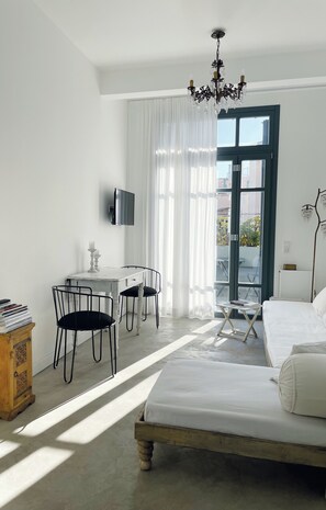 1 bedroom, desk, iron/ironing board, travel cot
