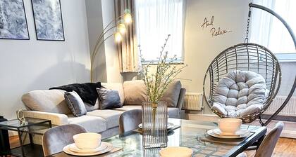 Modern One Bed Apartment Nottingham City Centre Sleeps 4 / Family friendly