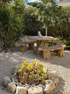 Property grounds - Calpe holiday villa letting with private pool, 20 minutes walk to beach (Calpe)