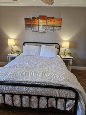 1 chambre, bureau, fer et planche à repasser, Wi-Fi gratuit