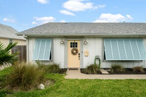 Exterior - This house is a 4 bedroom(s), 3 bathrooms, located in Rockport, TX. (Rockport)