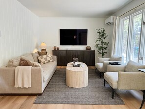 Smart-TV, videospill, fotballspill og stereoanlegg