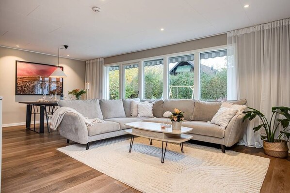 Smart TV, stereo, computer monitors, printers