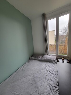 2 quartos, Wi-Fi de cortesia, roupa de cama