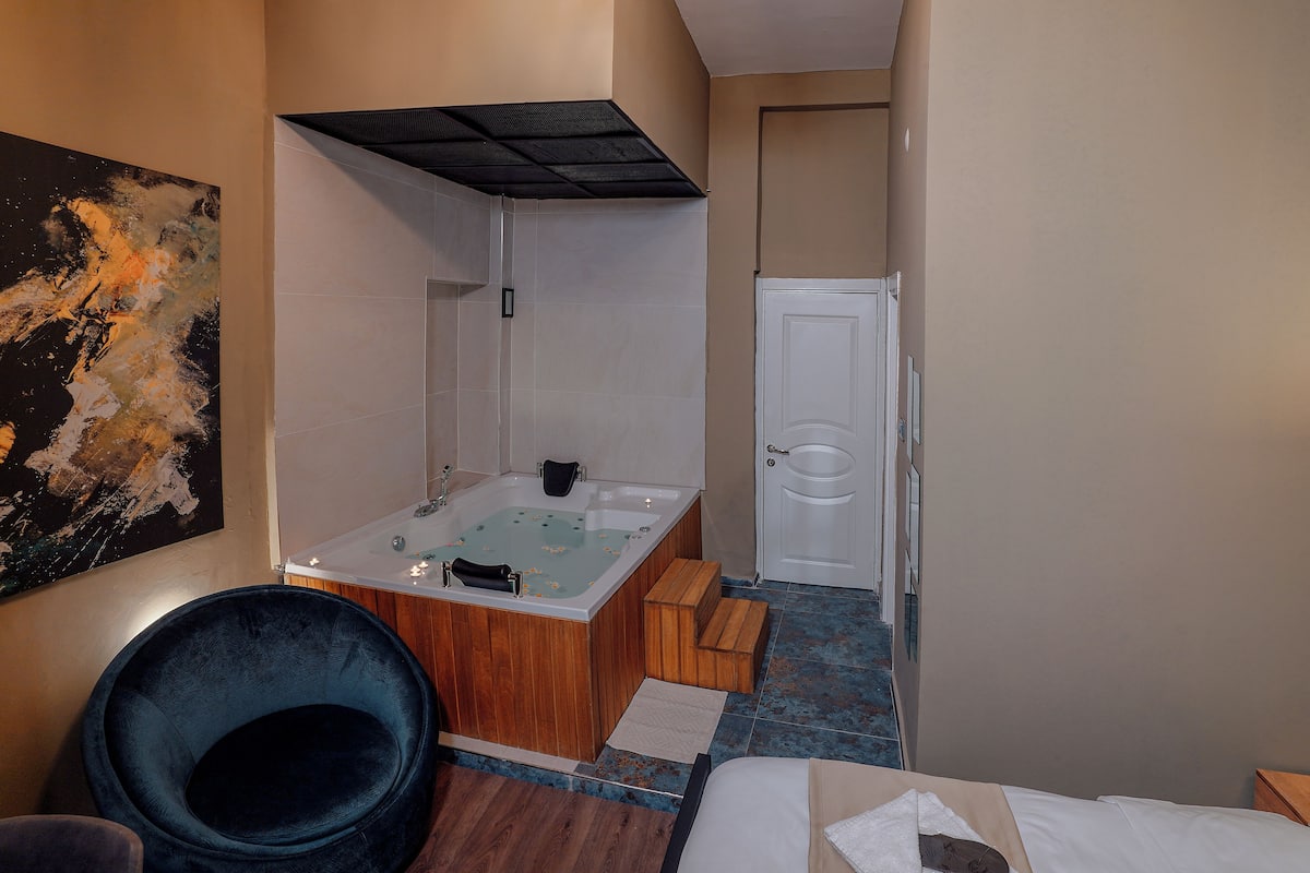 Suíte estúdio luxo, 1 cama Queen | Banheira de hidromassagem particular