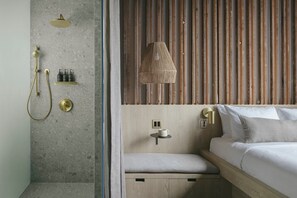 1 多间卧室、熨斗/熨衣板、免费 WiFi、床单