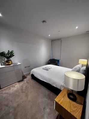 1 makuuhuone, silitysrauta/-lauta, Wi-Fi, vuodevaatteet