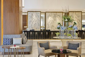 Lobby - Hilton Al Khobar King Fahd Causeway (Al Khobar)