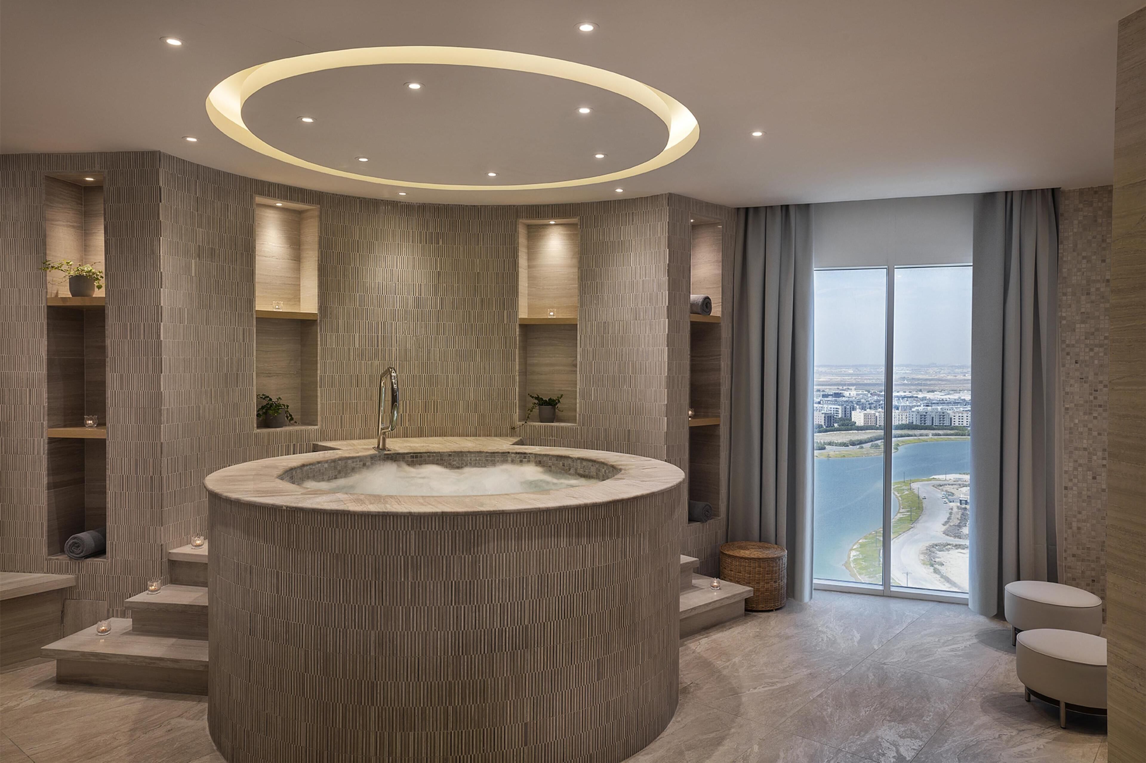 Espace de soins pour les couples, sauna, bain à remous, hammam